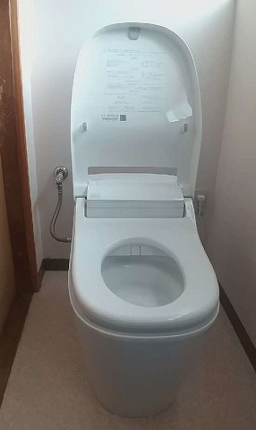 トイレ交換に使用したパナソニックのアラウーノ